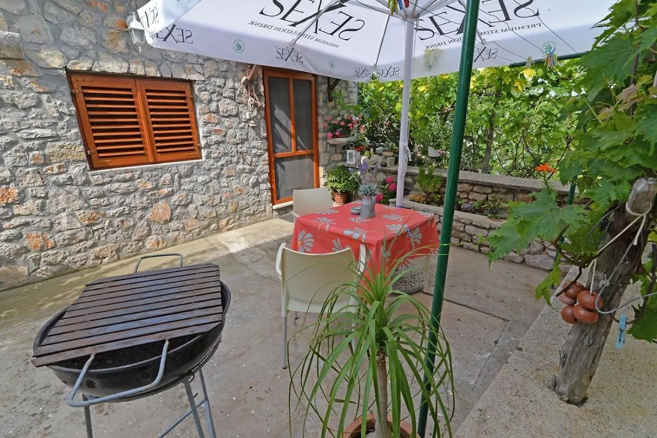 Apartments With A Parking Space Veli Losinj, Losinj - 21185 Croatia
