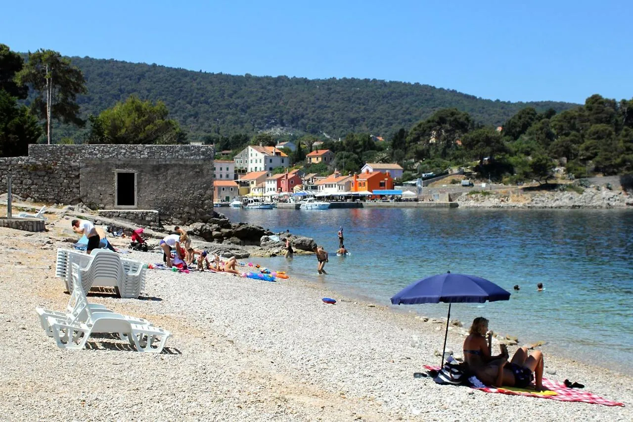 Apartments With A Parking Space Veli Losinj, Losinj - 21185 Croatia