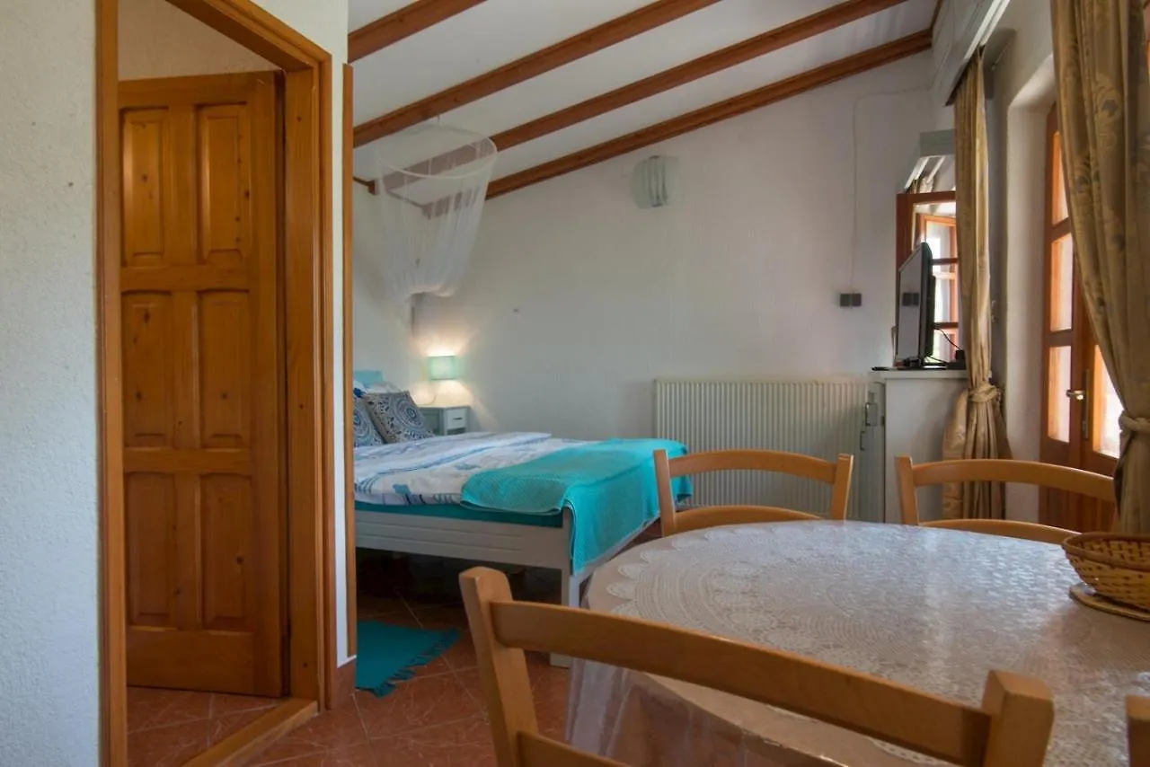 Apartments With A Parking Space Veli Losinj, Losinj - 21185 Croatia