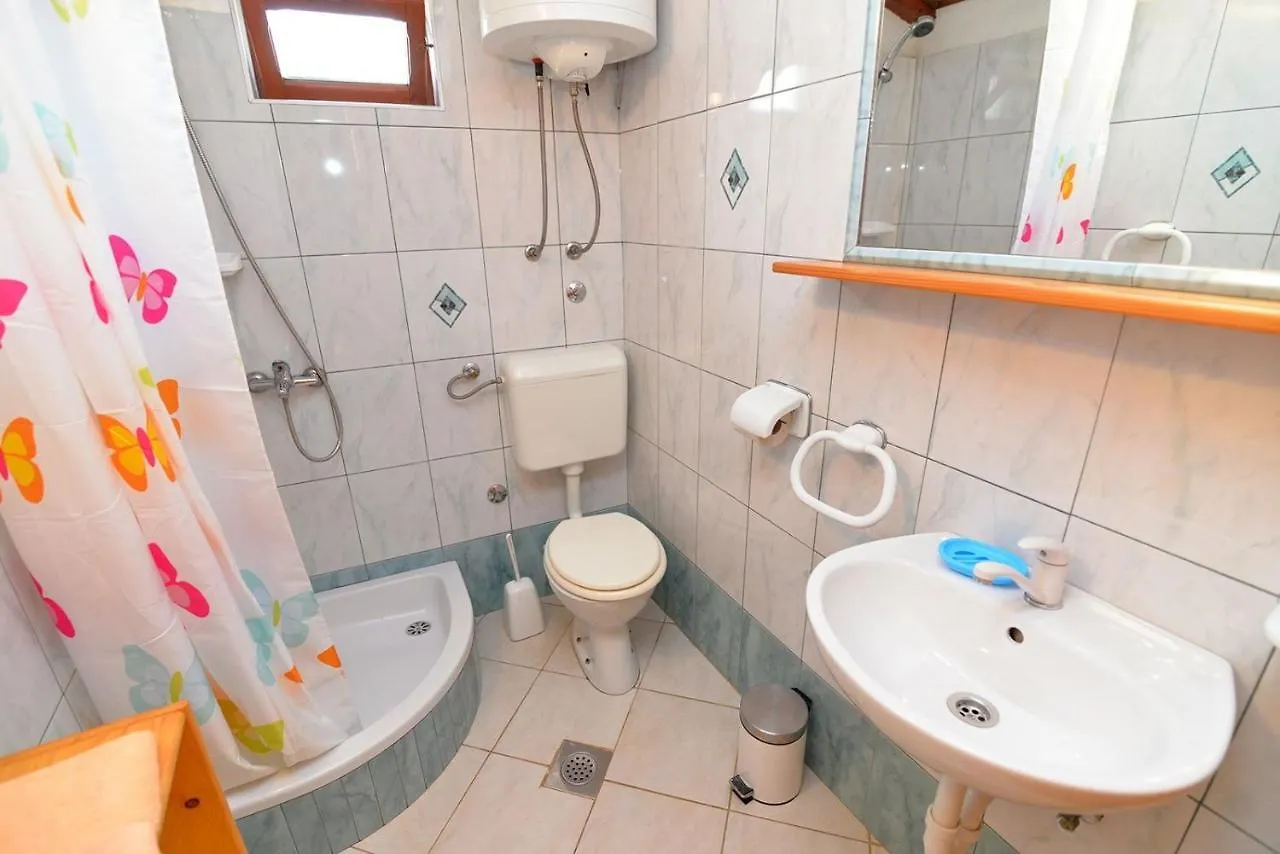Apartments With A Parking Space Veli Losinj, Losinj - 21185
